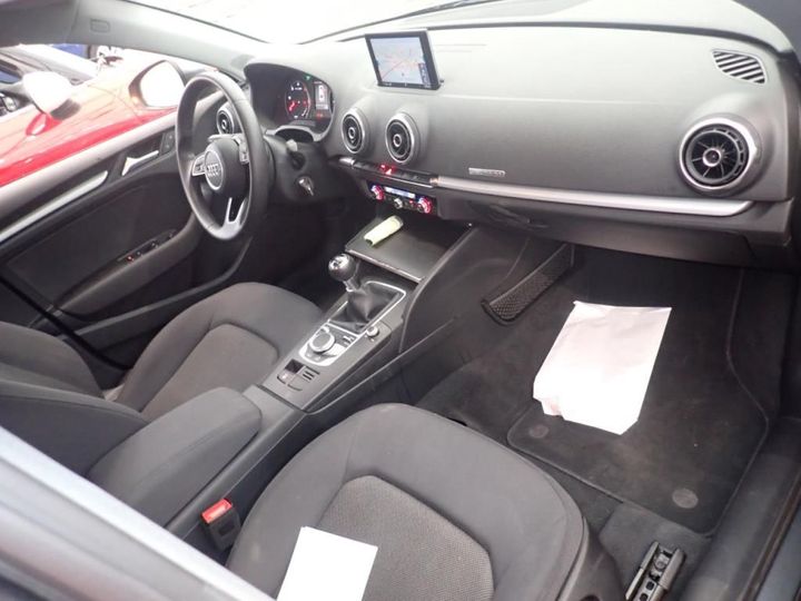 Photo 5 VIN: WAUZZZ8V1H1015997 - AUDI A3 BERLINE 