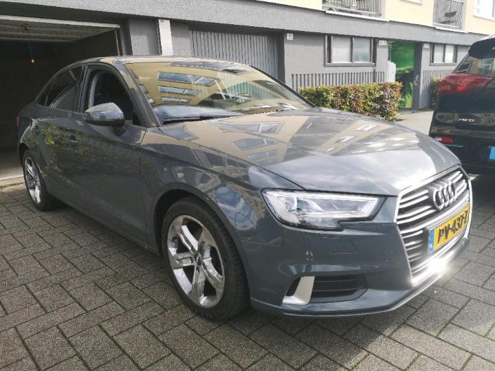 Photo 2 VIN: WAUZZZ8V1J1021577 - AUDI A3 LIMOUSINE 