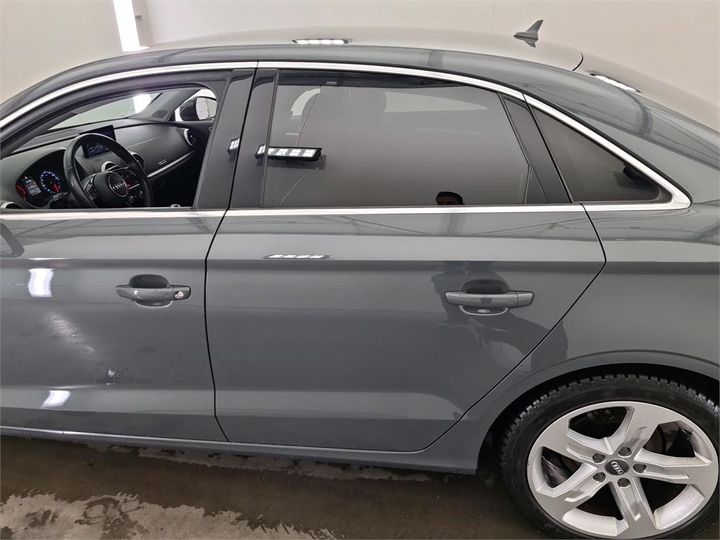 Photo 22 VIN: WAUZZZ8V1J1047595 - AUDI A3 