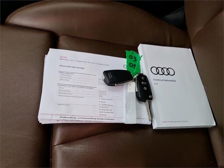 Photo 4 VIN: WAUZZZ8V1J1047595 - AUDI A3 