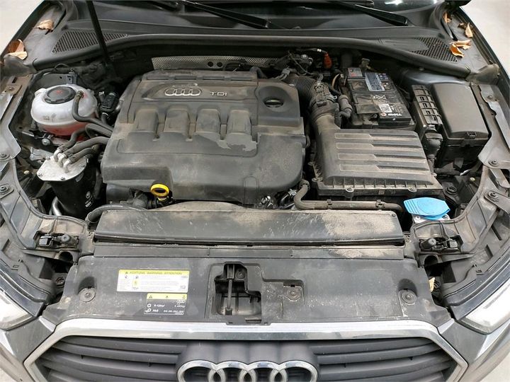 Photo 10 VIN: WAUZZZ8V1J1050805 - AUDI A3 BERLINE 