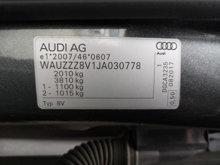 Photo 4 VIN: WAUZZZ8V1JA030778 - AUDI A3 SPORTBACK 