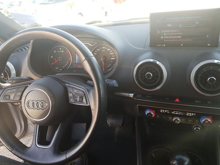 Photo 17 VIN: WAUZZZ8V1K1012606 - AUDI A3 