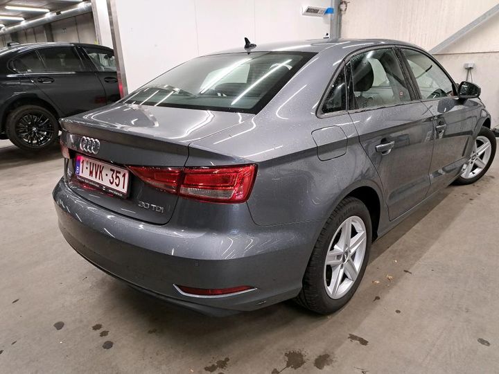 Photo 1 VIN: WAUZZZ8V1KA102743 - AUDI A3 BERLINE 