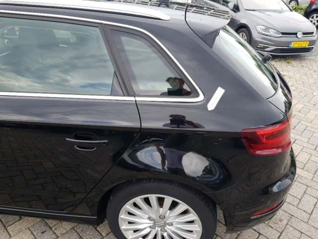 Photo 6 VIN: WAUZZZ8V2GA011858 - AUDI A3 