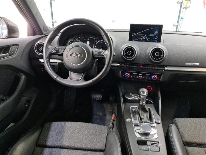 Photo 6 VIN: WAUZZZ8V2GA080551 - AUDI A3 