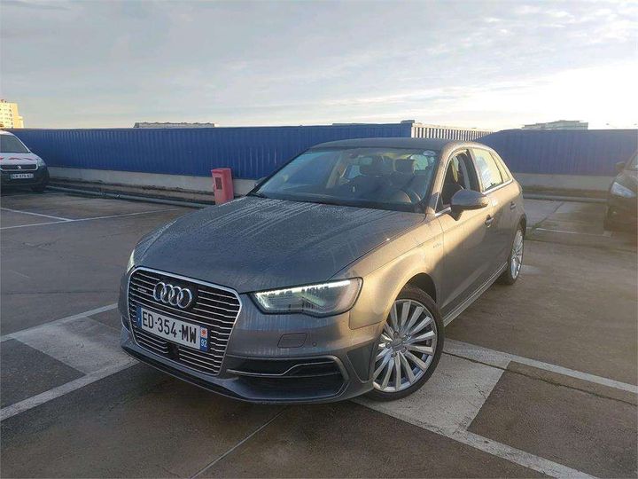 Photo 1 VIN: WAUZZZ8V2GA173182 - AUDI A3 SPORTBACK 