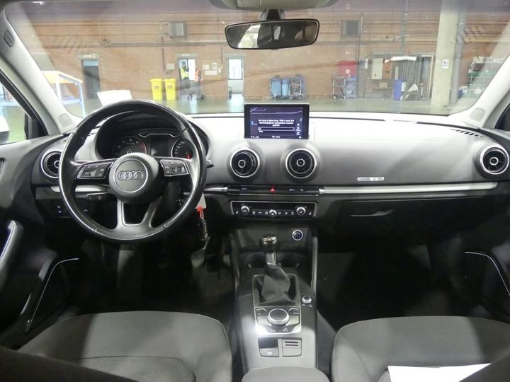 Photo 8 VIN: WAUZZZ8V2H1015667 - AUDI A3 SEDAN 