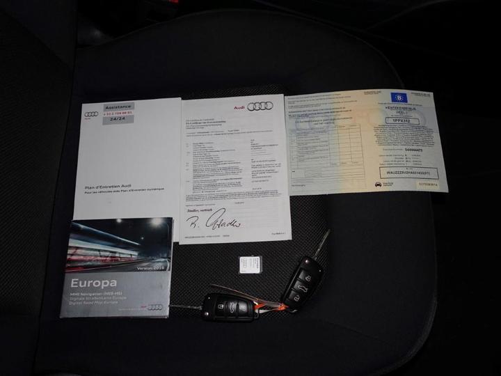 Photo 6 VIN: WAUZZZ8V2HA031433 - AUDI A3 