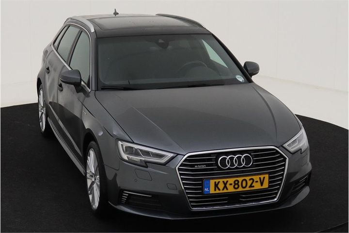 Photo 2 VIN: WAUZZZ8V2HA063976 - AUDI A3 SPORTBACK 