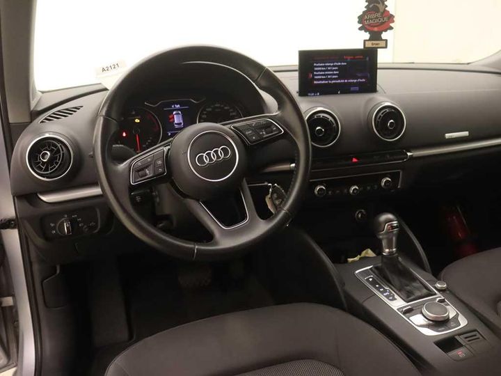 Photo 15 VIN: WAUZZZ8V2HA110567 - AUDI A3 