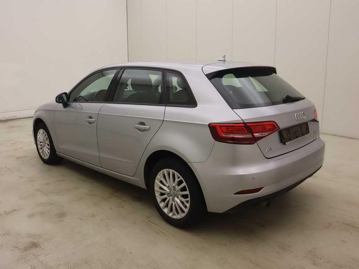 Photo 9 VIN: WAUZZZ8V2HA110567 - AUDI A3 