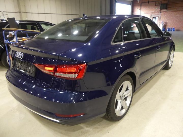 Photo 2 VIN: WAUZZZ8V2J1003489 - AUDI A3 SEDAN 