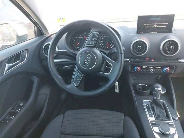 Photo 4 VIN: WAUZZZ8V2J1059545 - AUDI A3 BERLINE 