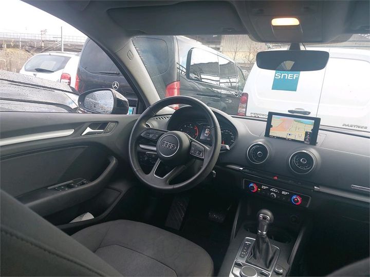 Photo 5 VIN: WAUZZZ8V2J1072912 - AUDI A3 BERLINE 