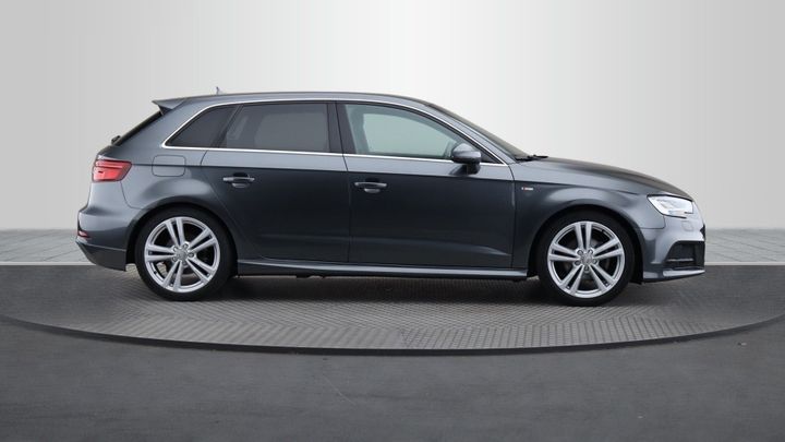 Photo 6 VIN: WAUZZZ8V2JA008174 - AUDI A3 SPORTBACK 