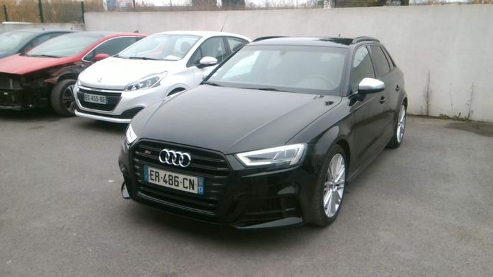 Photo 1 VIN: WAUZZZ8V2JA009440 - AUDI S3 SPORTBACK 