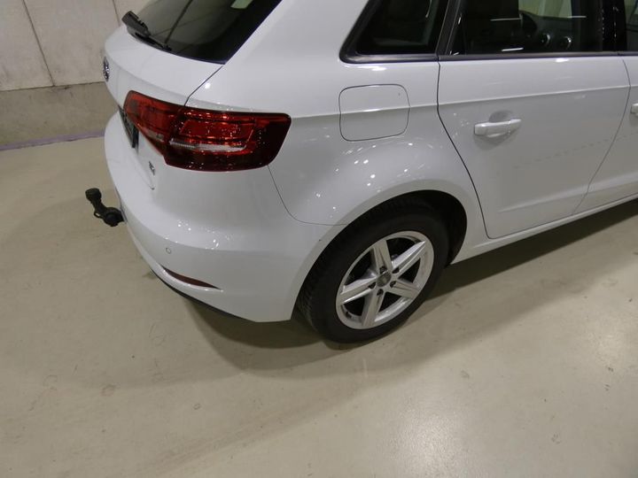 Photo 15 VIN: WAUZZZ8V2JA022365 - AUDI A3 SPORTBACK 