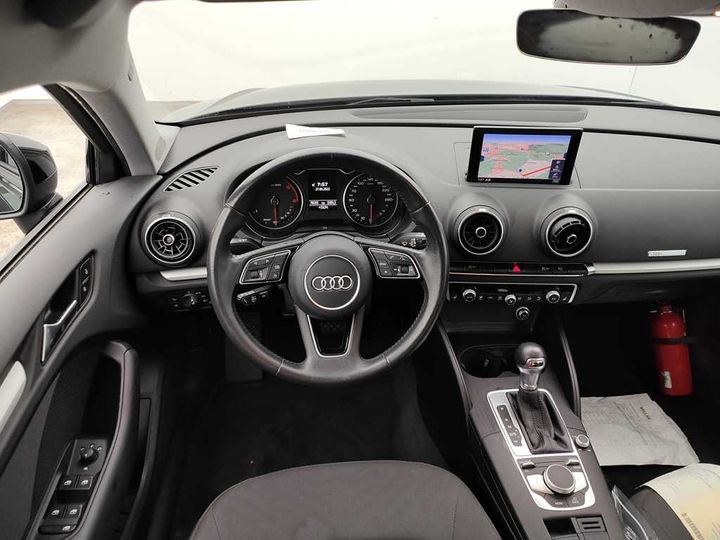 Photo 9 VIN: WAUZZZ8V2JA028750 - AUDI A3 SPORTBACK FL&#3916 