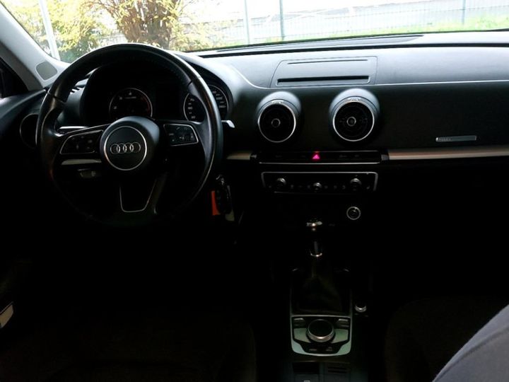 Photo 4 VIN: WAUZZZ8V2JA038355 - AUDI A3 