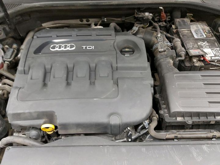 Photo 9 VIN: WAUZZZ8V2JA061098 - AUDI A3 SPORTBACK 