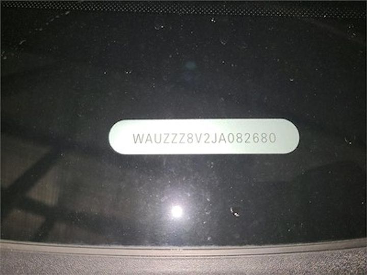 Photo 11 VIN: WAUZZZ8V2JA082680 - AUDI A3 