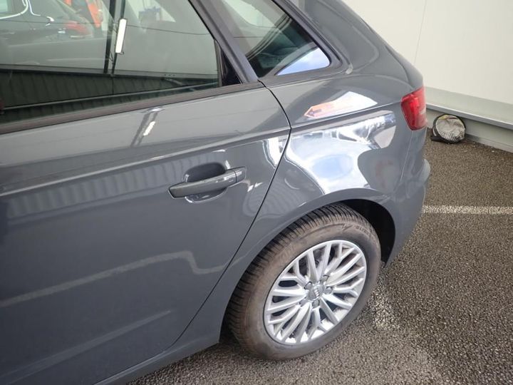 Photo 32 VIN: WAUZZZ8V2JA091007 - AUDI A3 SPORTBACK 