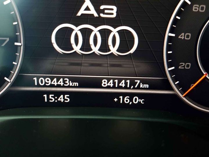 Photo 8 VIN: WAUZZZ8V2JA097213 - AUDI A3 SPORTBACK 