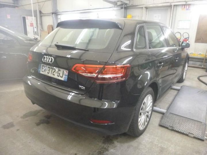 Photo 2 VIN: WAUZZZ8V2JA115144 - AUDI A3 SPORTBACK 