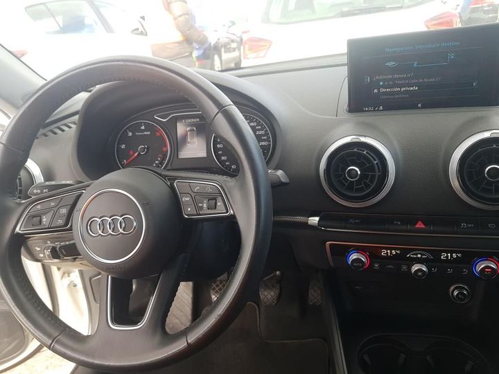 Photo 20 VIN: WAUZZZ8V2JA131117 - AUDI A3 