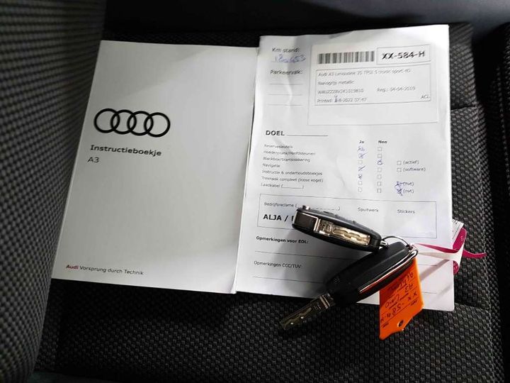 Photo 18 VIN: WAUZZZ8V2K1019810 - AUDI A3 LIMOUSINE 