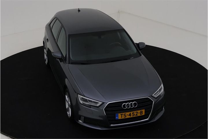 Photo 2 VIN: WAUZZZ8V2KA007947 - AUDI A3 