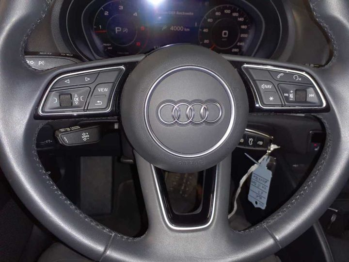 Photo 14 VIN: WAUZZZ8V2KA056761 - AUDI A3 35 TDI SPORTBACK 