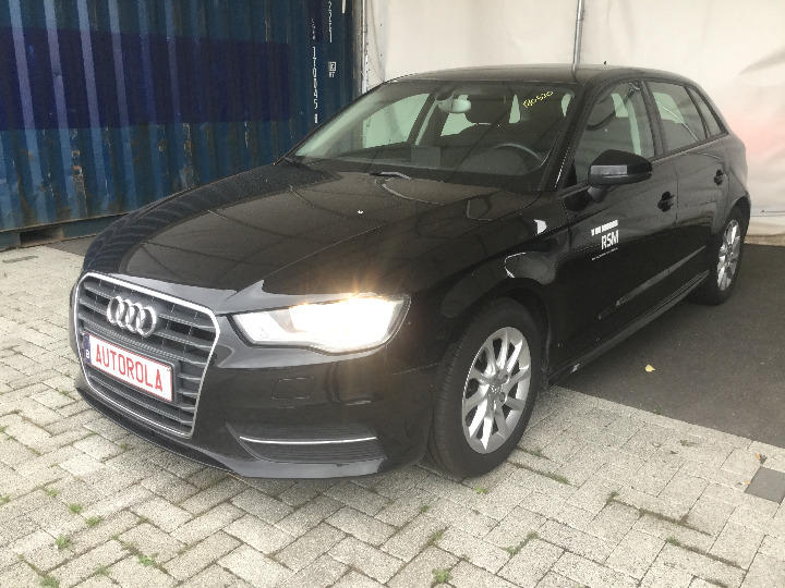 Photo 1 VIN: WAUZZZ8V3FA180530 - AUDI A3 SPORTBACK 