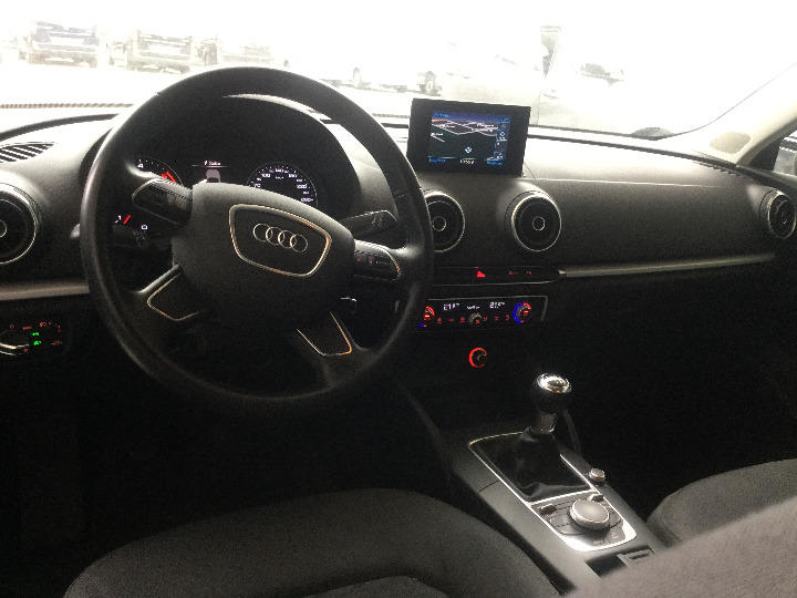 Photo 22 VIN: WAUZZZ8V3FA180530 - AUDI A3 SPORTBACK 