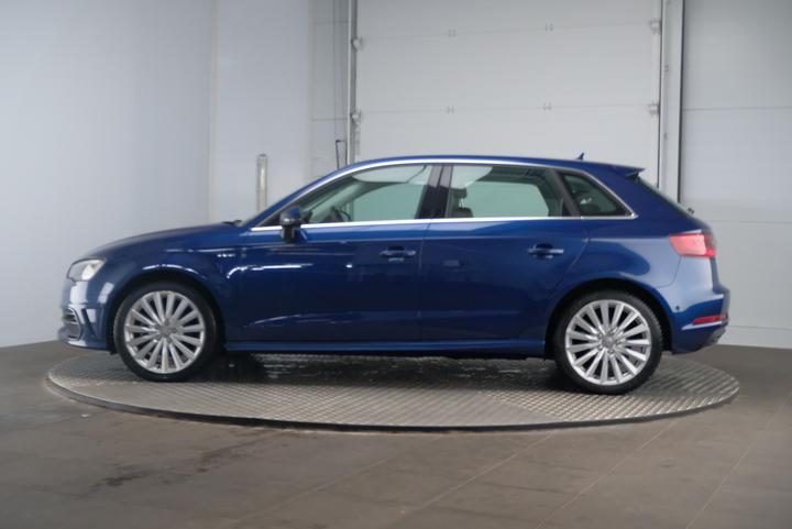 Photo 2 VIN: WAUZZZ8V3GA040981 - AUDI A3 SPORTBACK 