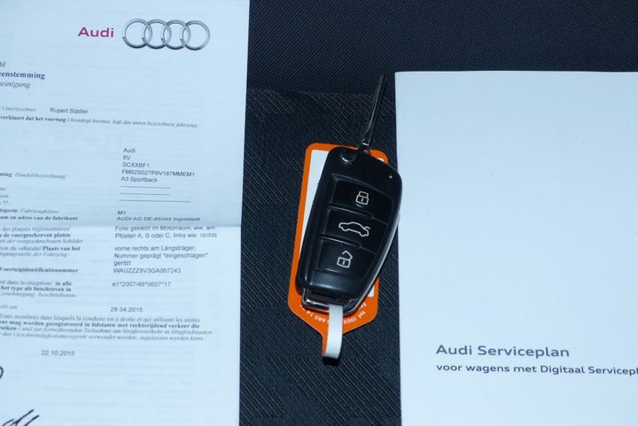 Photo 33 VIN: WAUZZZ8V3GA067243 - AUDI A3 