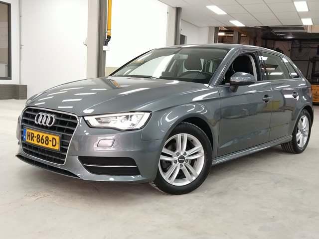 Photo 1 VIN: WAUZZZ8V3GA093485 - AUDI A3 