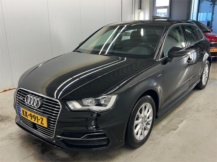 Photo 1 VIN: WAUZZZ8V3GA118885 - AUDI A3 