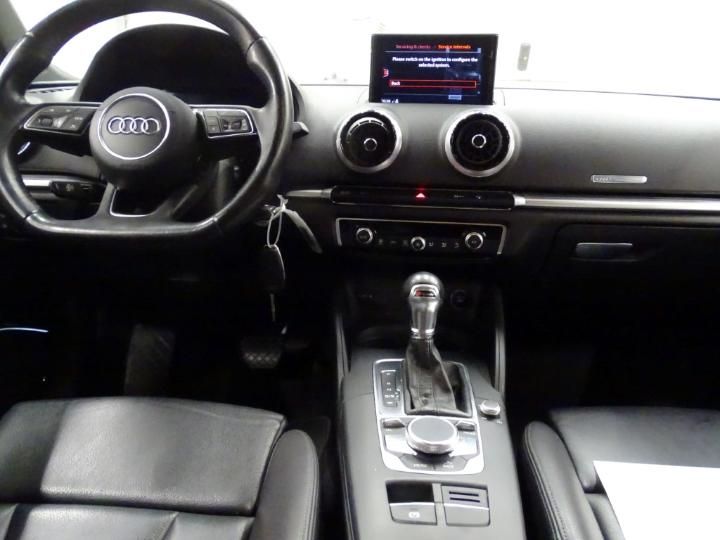 Photo 9 VIN: WAUZZZ8V3H1035720 - AUDI A3 BERLINE 