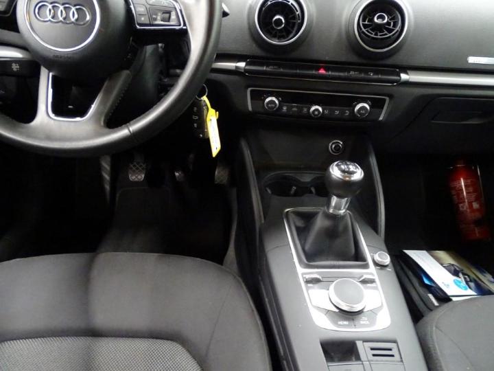 Photo 8 VIN: WAUZZZ8V3H1048094 - AUDI A3 BERLINE 