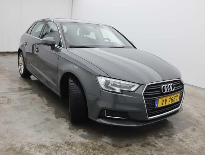 Photo 8 VIN: WAUZZZ8V3HA109752 - AUDI A3 SB FL&#3916 