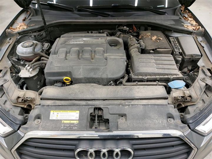 Photo 10 VIN: WAUZZZ8V3J1000374 - AUDI A3 BERLINE 