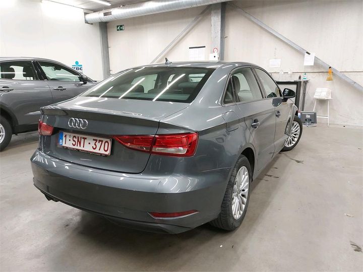 Photo 2 VIN: WAUZZZ8V3J1000374 - AUDI A3 BERLINE 