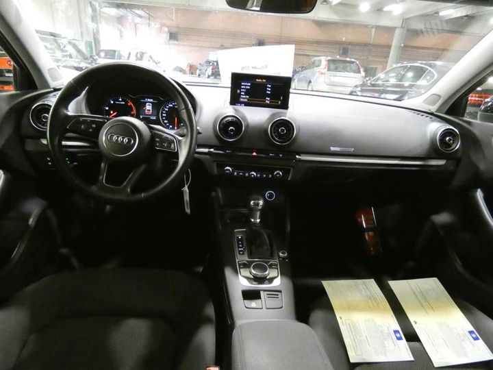 Photo 8 VIN: WAUZZZ8V3J1006577 - AUDI A3 SEDAN 