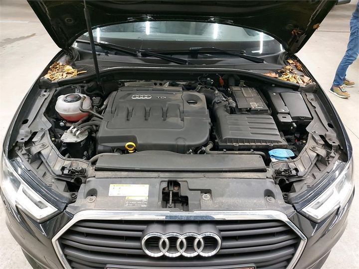 Photo 10 VIN: WAUZZZ8V3J1031429 - AUDI A3 BERLINE 