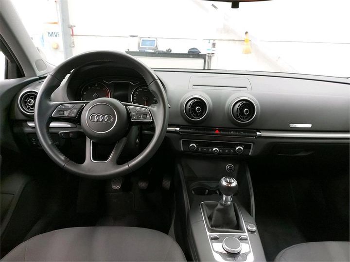 Photo 8 VIN: WAUZZZ8V3JA003355 - AUDI A3 SPORTBACK 