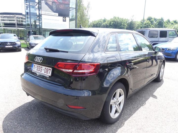 Photo 2 VIN: WAUZZZ8V3JA005655 - AUDI A3 SPORTBACK 