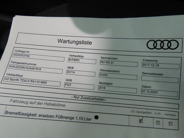 Photo 11 VIN: WAUZZZ8V3JA067816 - AUDI A3 