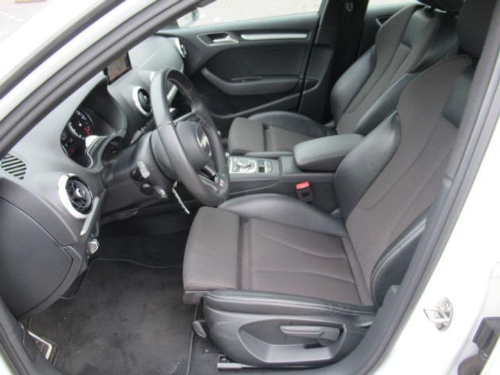 Photo 6 VIN: WAUZZZ8V3JA068092 - AUDI A3 SPORTBACK 